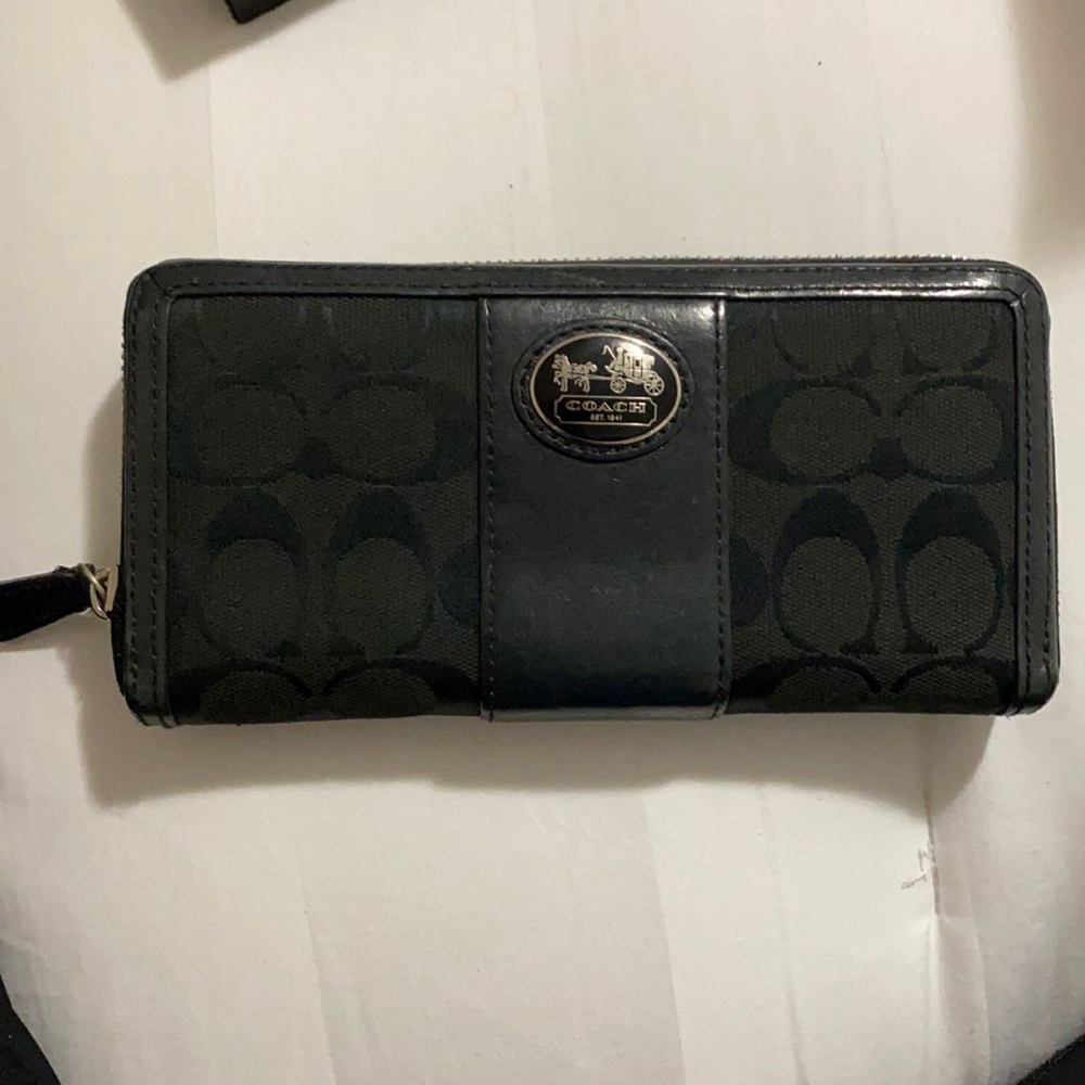 Used coach wallet